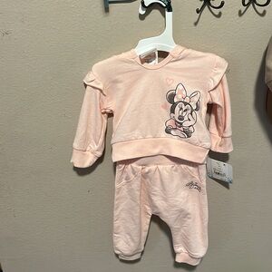 NWT Baby Minnie Mouse Sweat Set